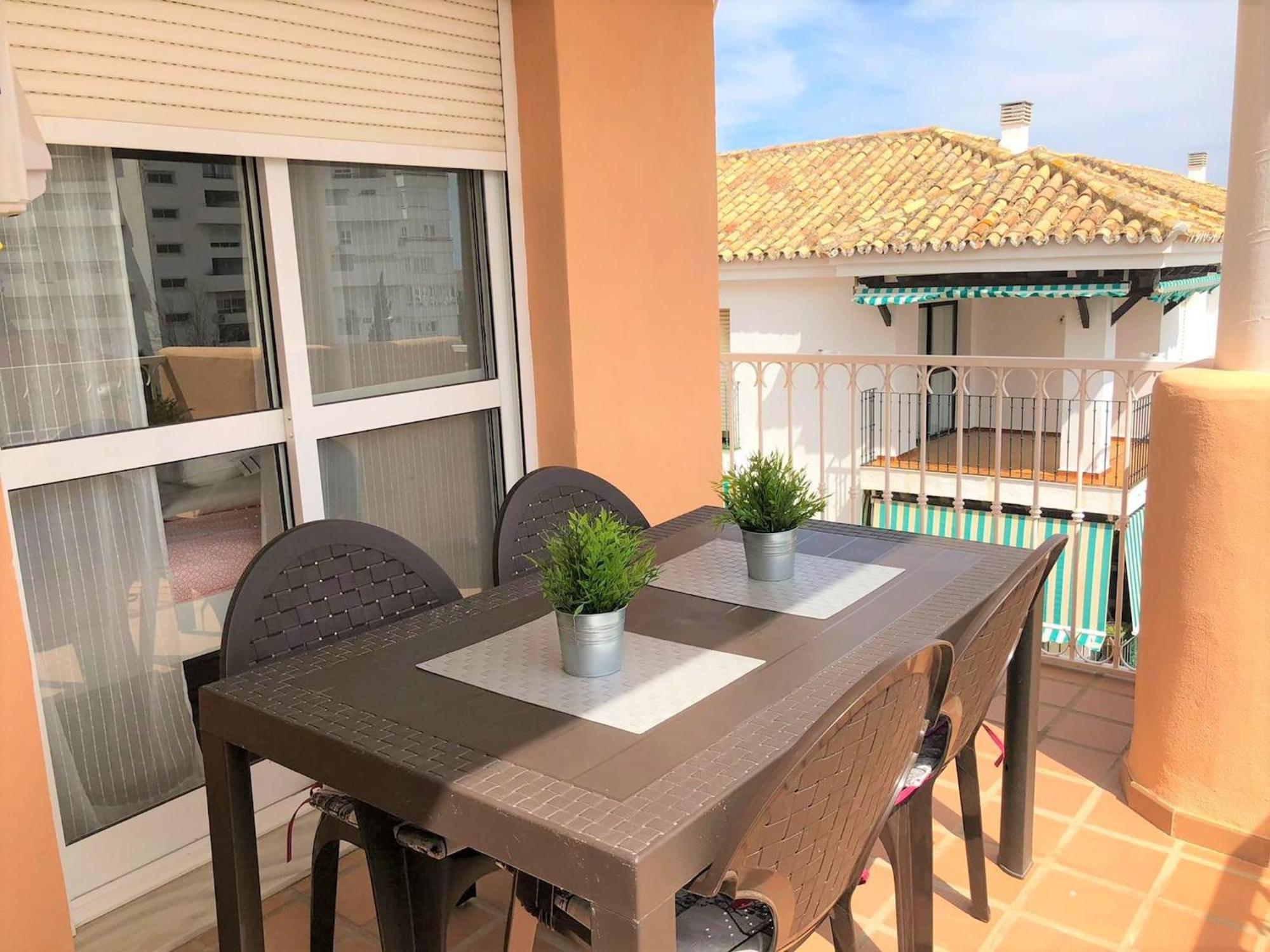 Stylish Apartment With Terrace Arroyo De La Miel Беналмадена Екстериор снимка